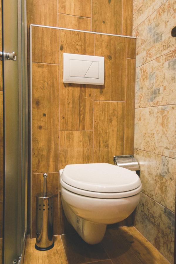 4 Rooms Since 1950 Gjirokaster Bagian luar foto