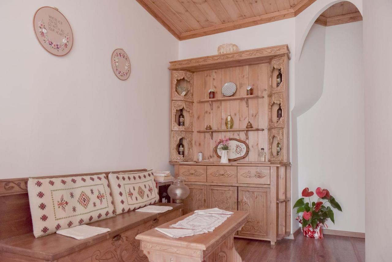 4 Rooms Since 1950 Gjirokaster Bagian luar foto